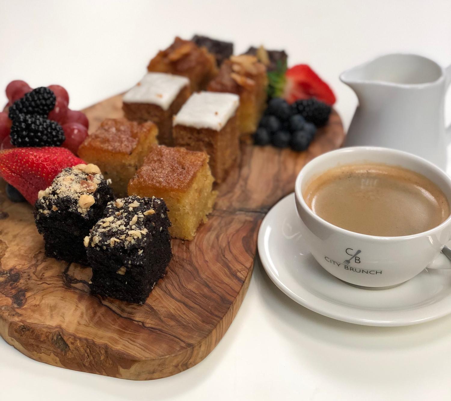 Medium Cake Box
