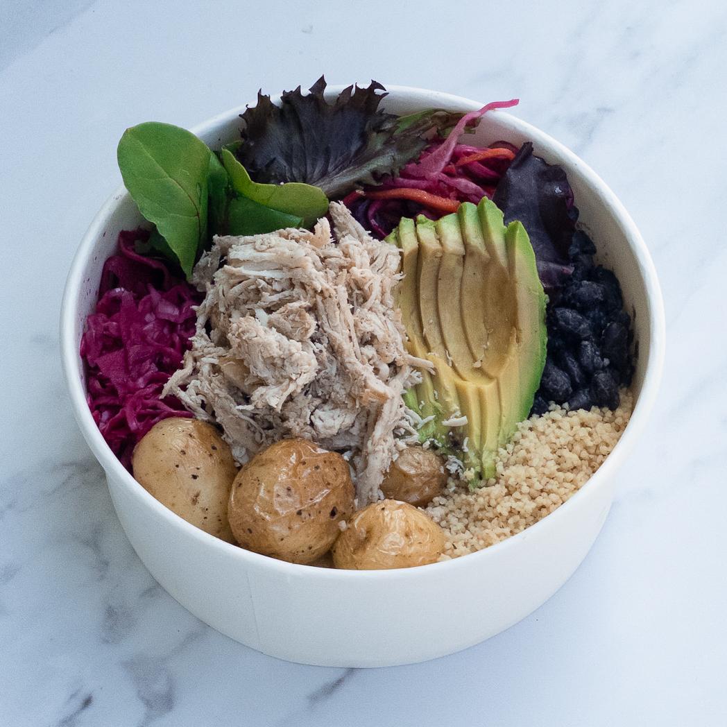 Pulled Chicken & Avocado Crunchbox 