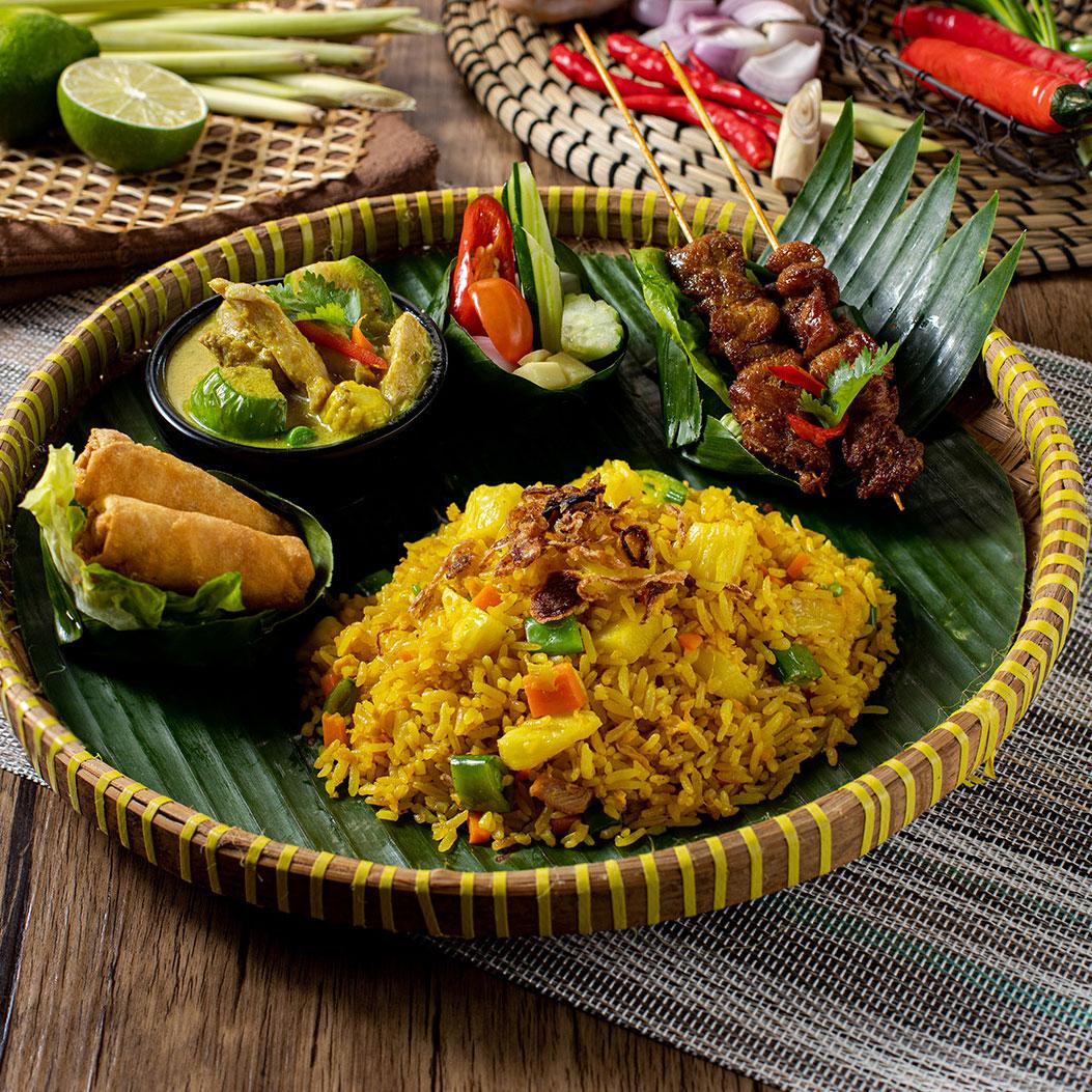 Green Curry with Satay Bento