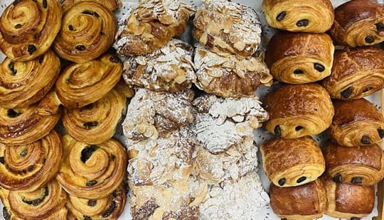 Petit Breakfast Pastries