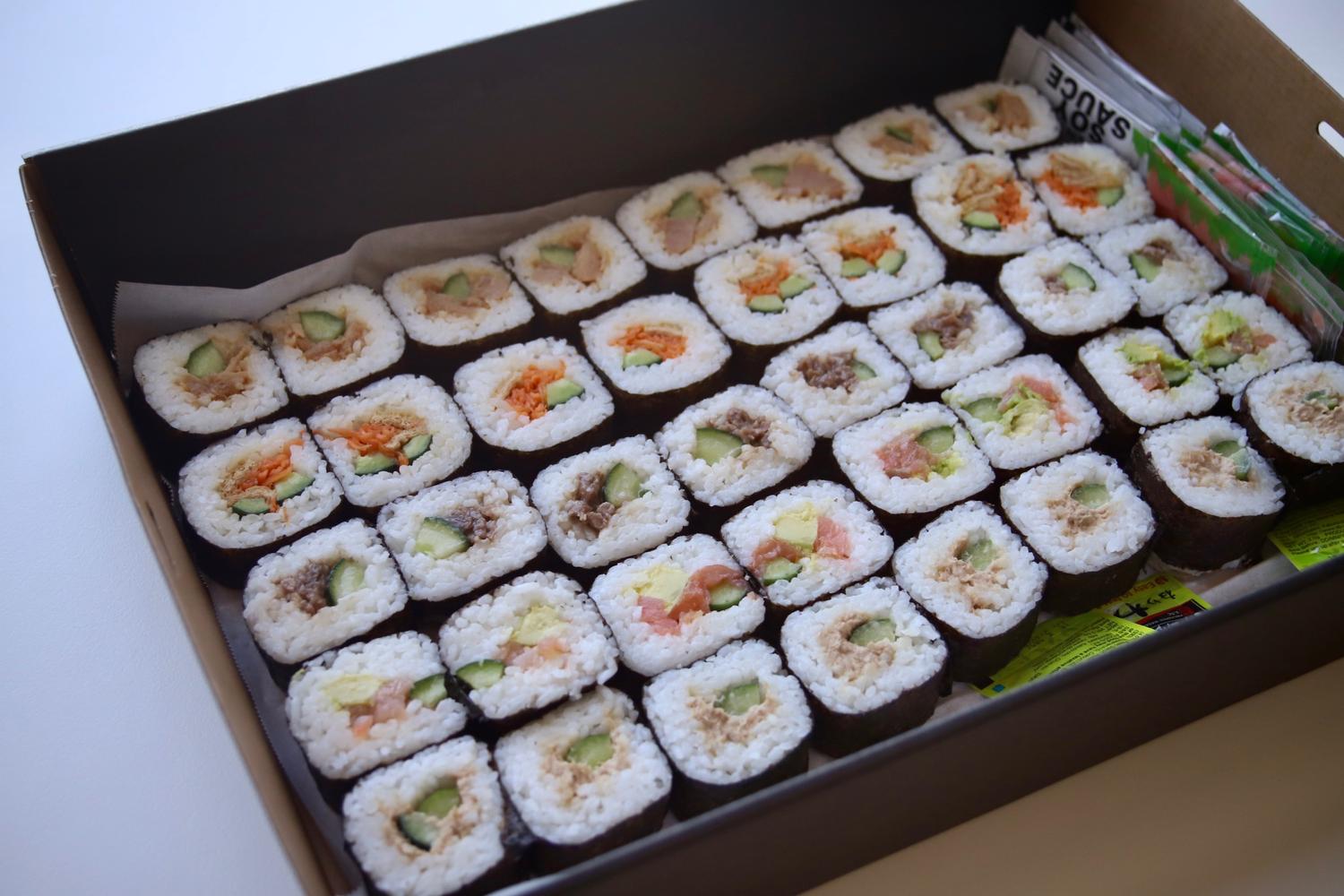 Classic Sushi Platter