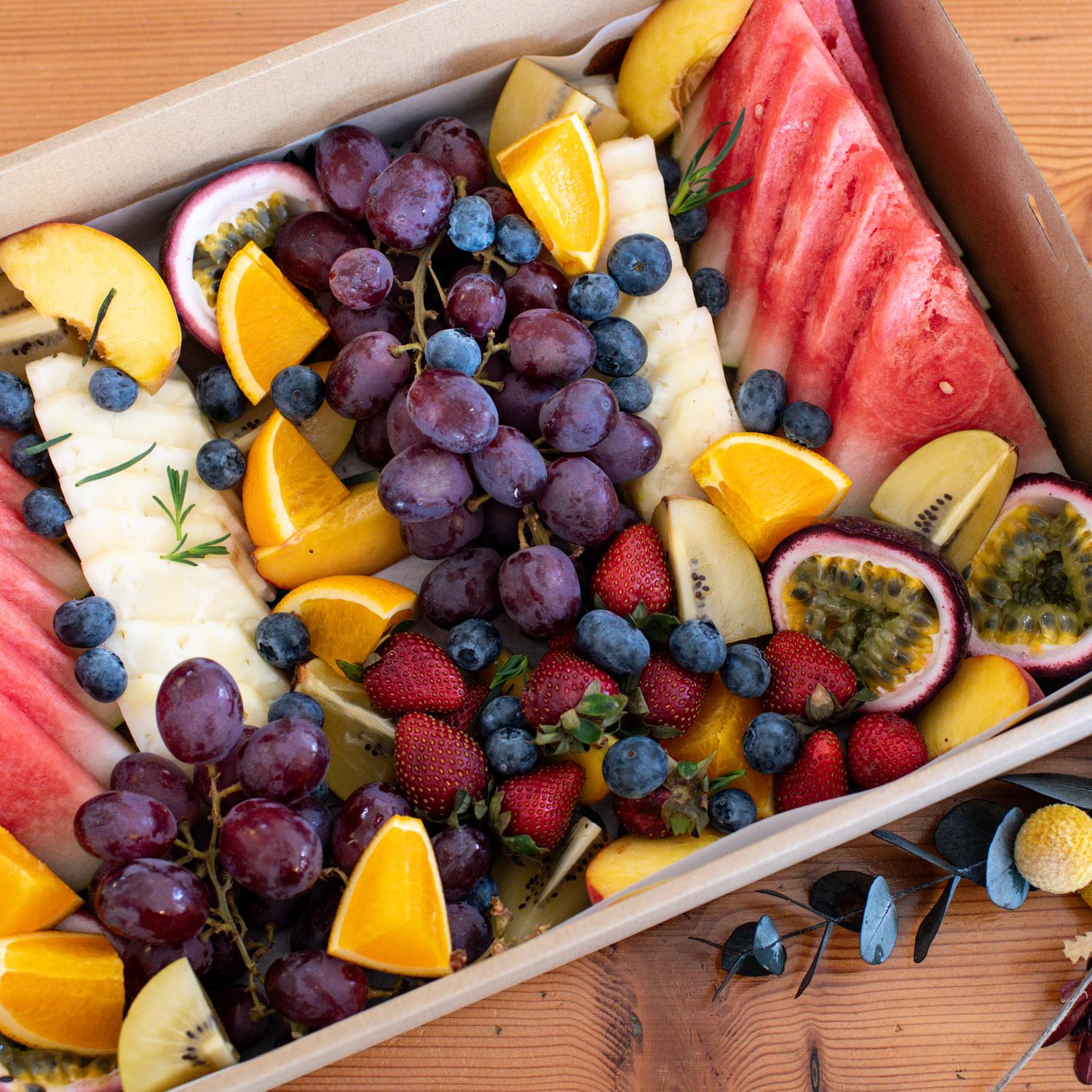 Seasonal Fruit Platter (Small)