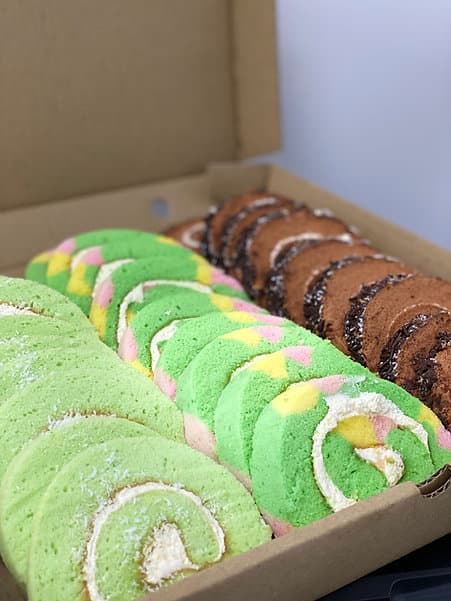 Swiss Rolls (Box of 28)