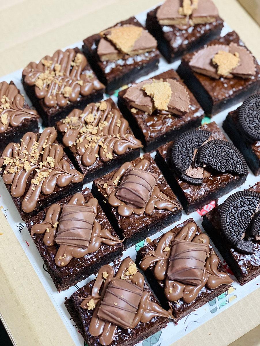 Fudgy Brownies (Box of 32)