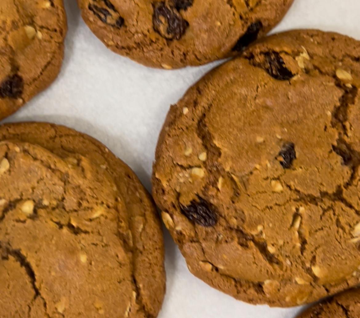 Oat & Raisin Cookies
