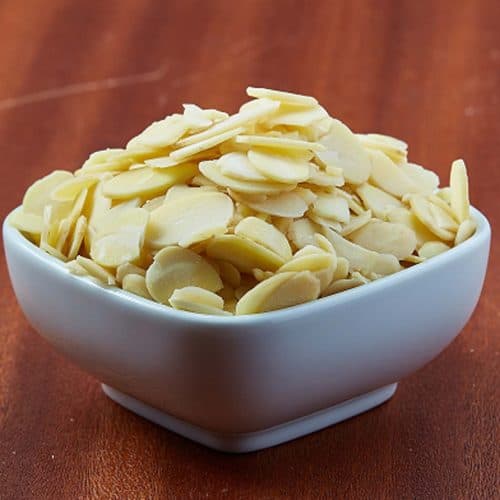Almond Blanched Sliced/Flakes (Without Skin), 1kg