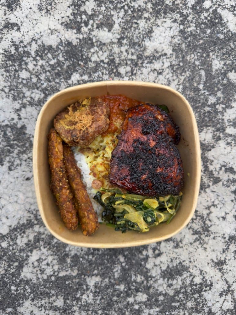 Nascam Lemak with Sweet Soy Grilled Chicken