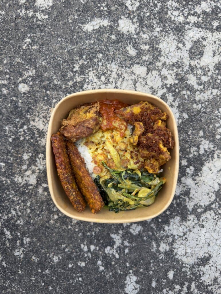Nascam Lemak with Madura Fried Tripe