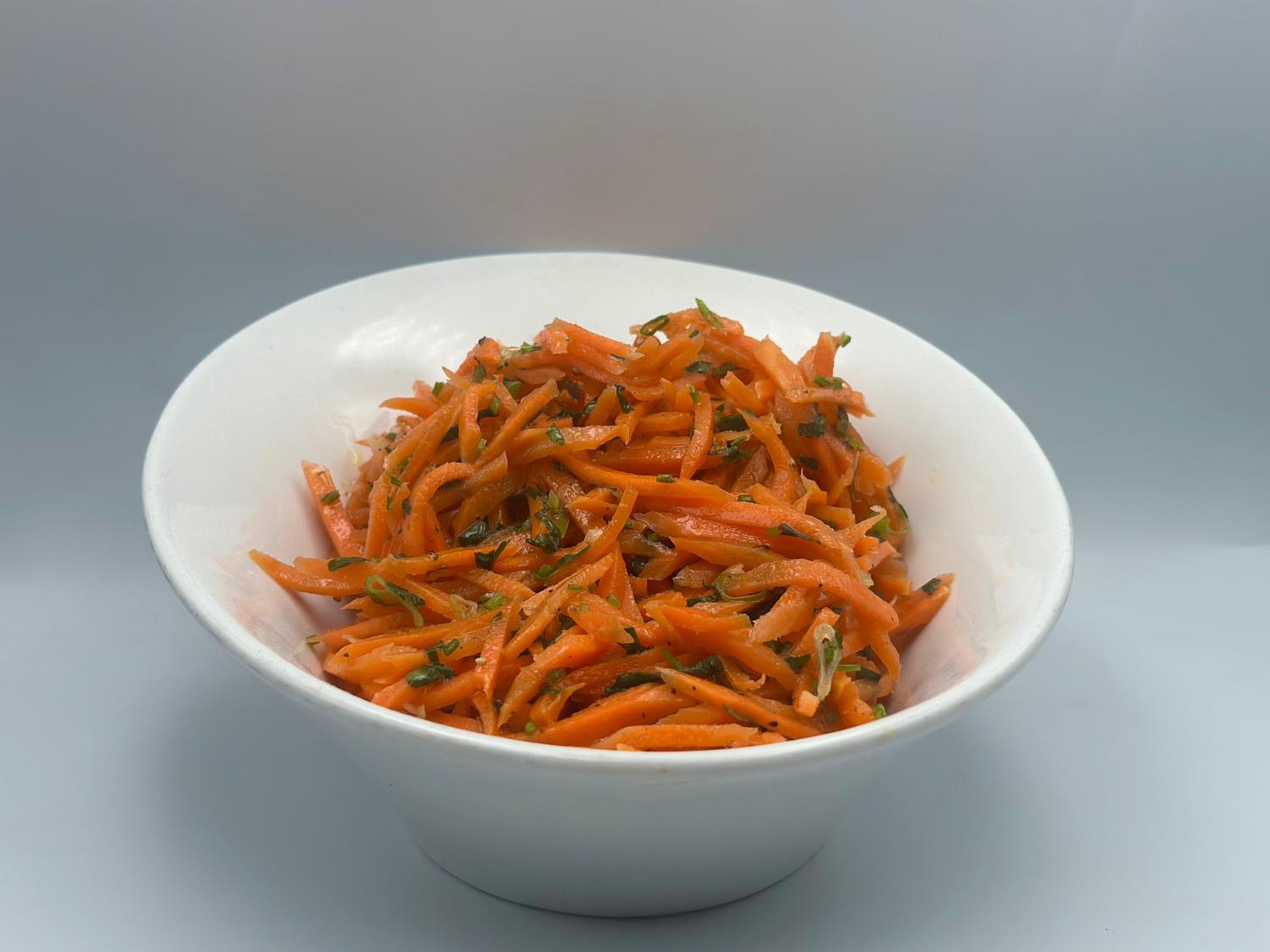 Julienne carrot râpée salad