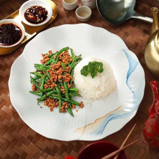 Stir-Fried Green Beans and Ground Pork with Rice