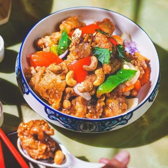 Deep Fried Chicken with Cashew Nut