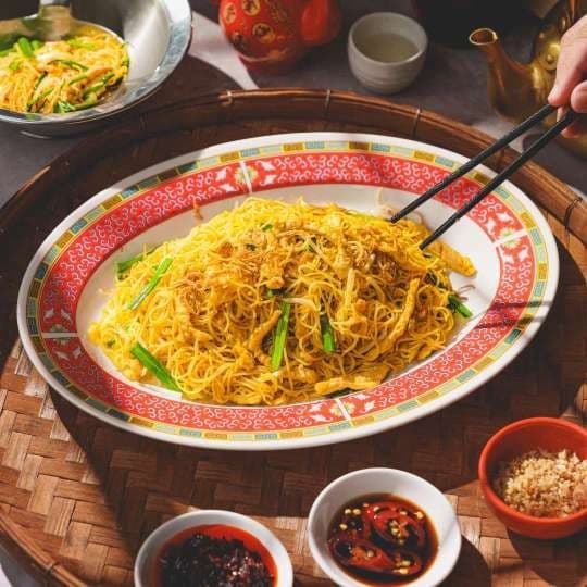 Vegan Singapore Fried Noodles 