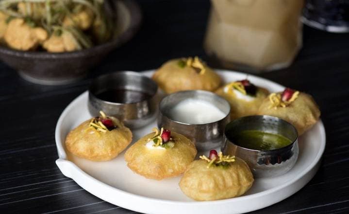 Dahi sev puri
