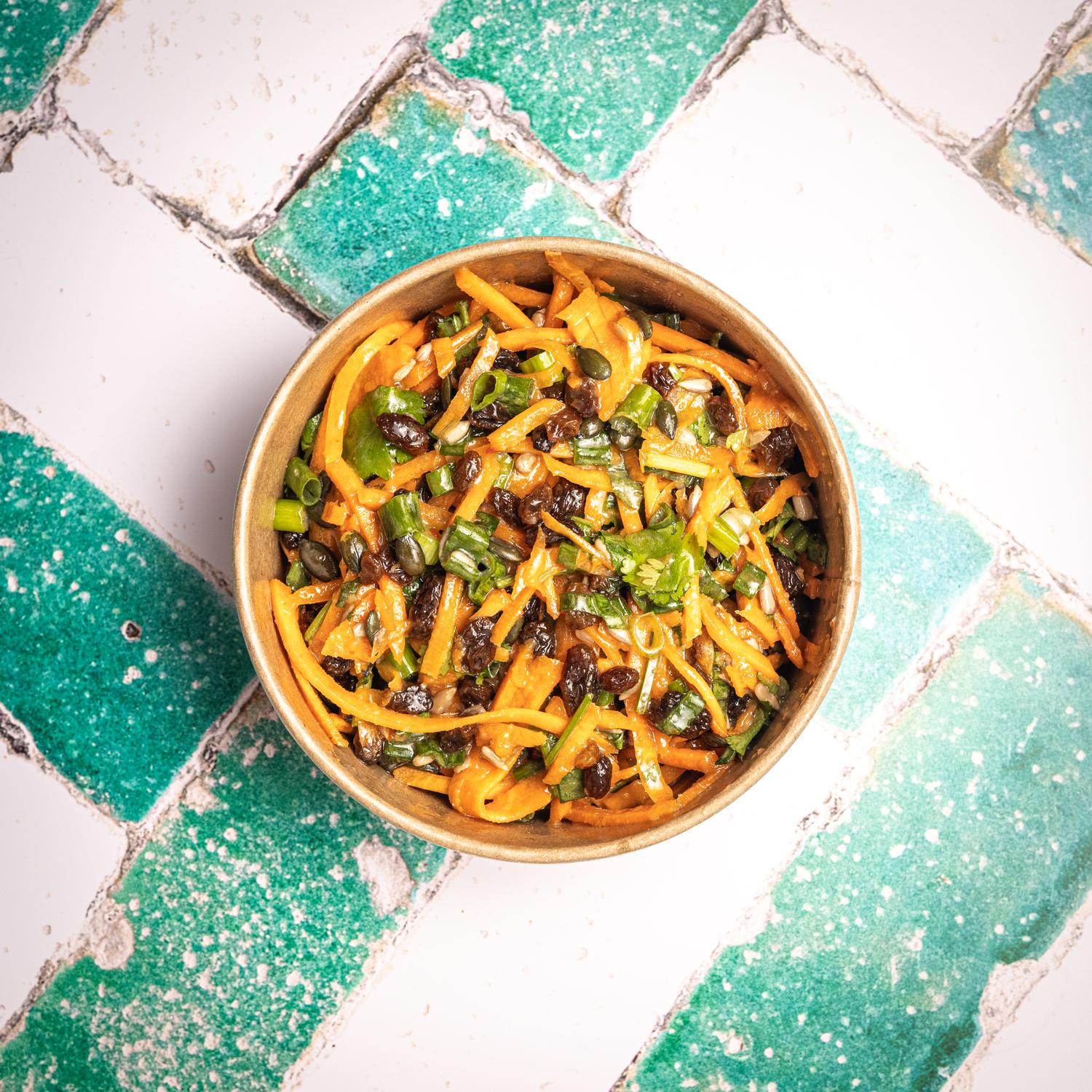 Zingy carrot salad 