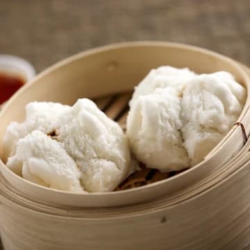 BBQ Pork Buns (蠔皇叉燒包)
