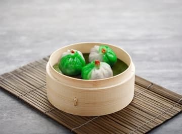 Mushroom & Black Truffle Dumpling (黑松露野菌素粉果)