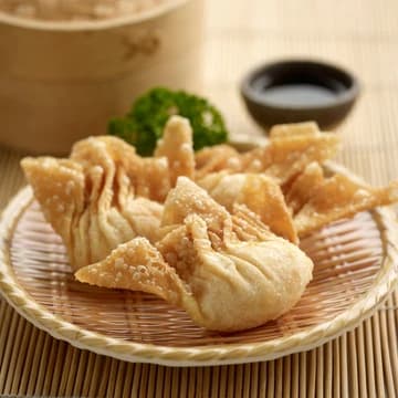 Fried Shrimp Dumpling (沙律明蝦角)