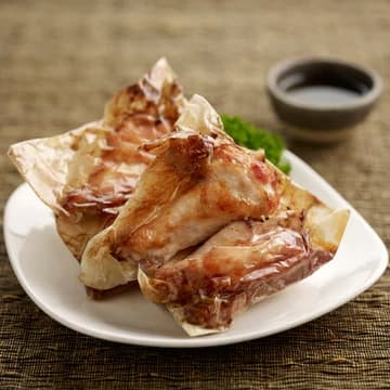Paper Wrapped Chicken (醉香紙包雞) 