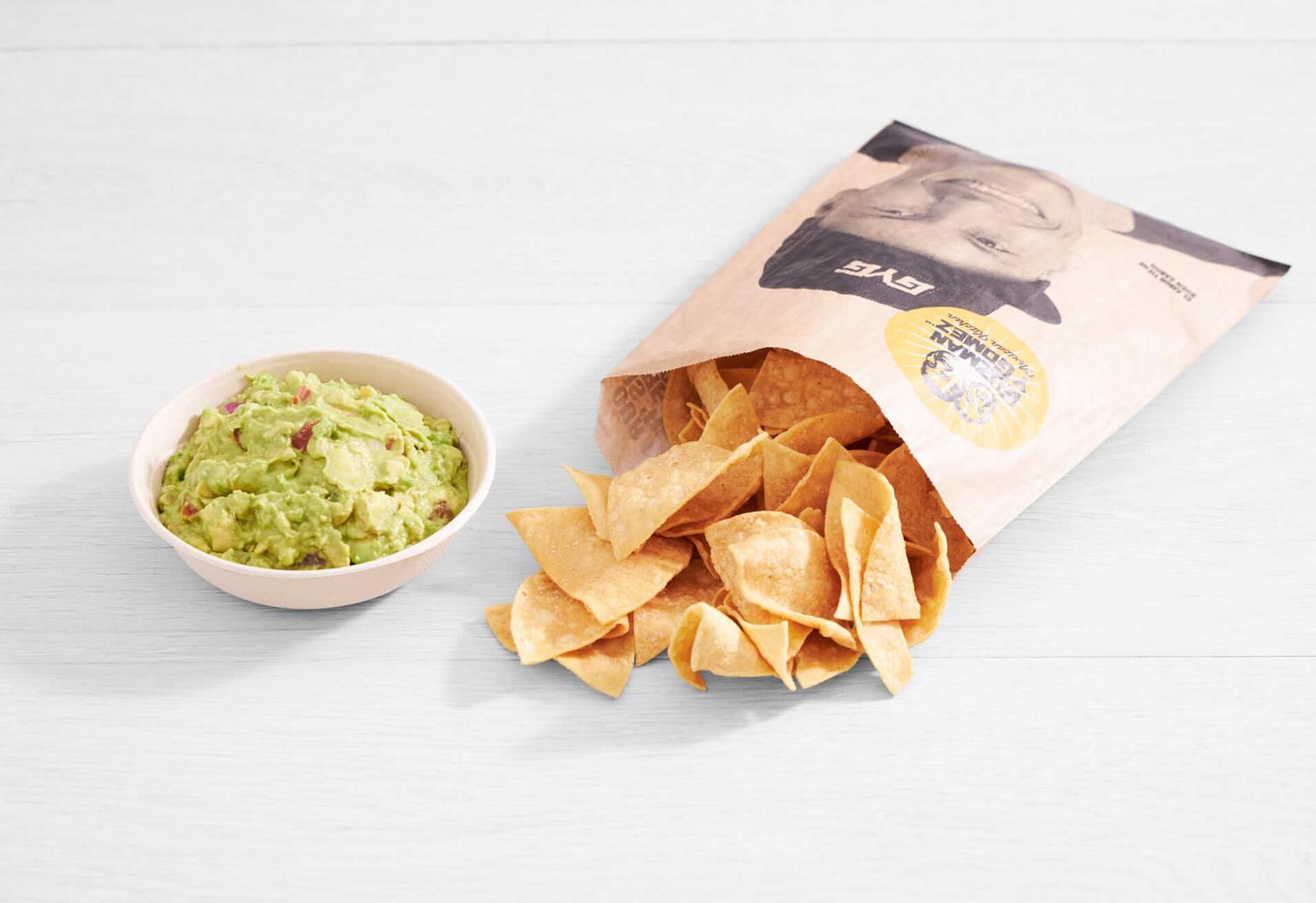 Guacamole and Chips (Medium)