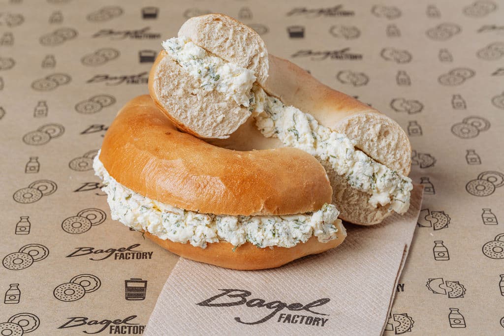 Chives Cream cheese bagel