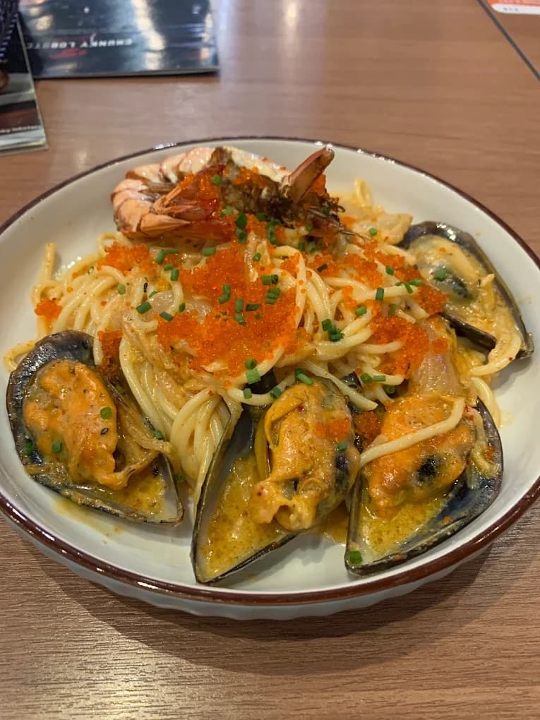 Seafood Rose Carbonara