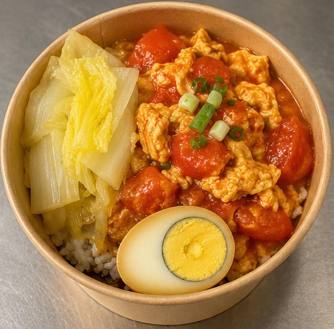 Scrambled Eggs with Tomato Rice Bowl