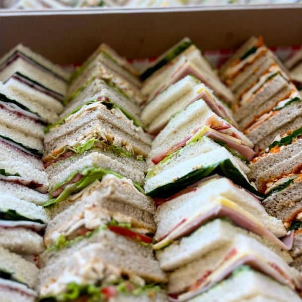 Triangle Sandwiches Platter (10 Pieces)