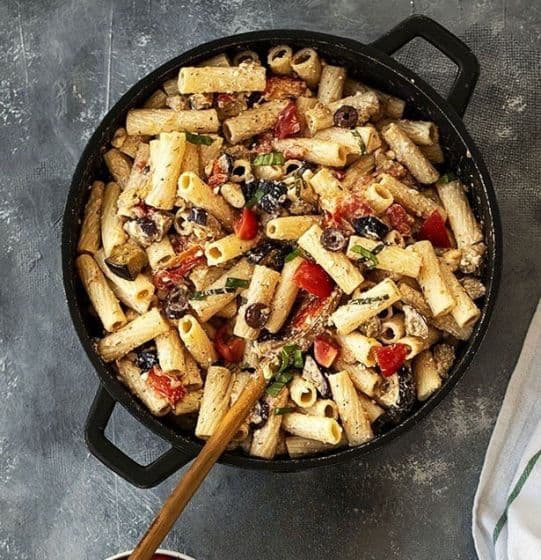 Mediterranean Penne Salad (Regular Platter)