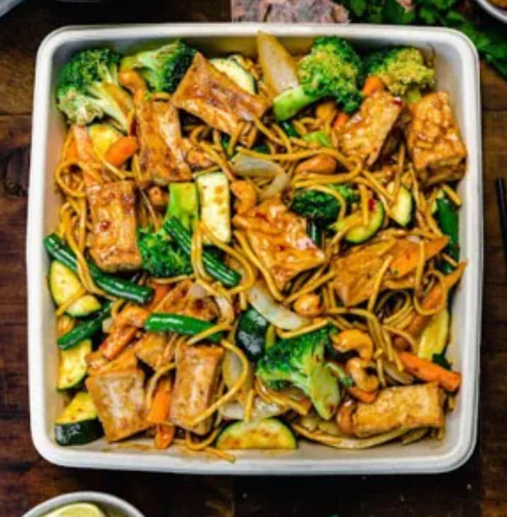 Cashew Nut Noodles Platter