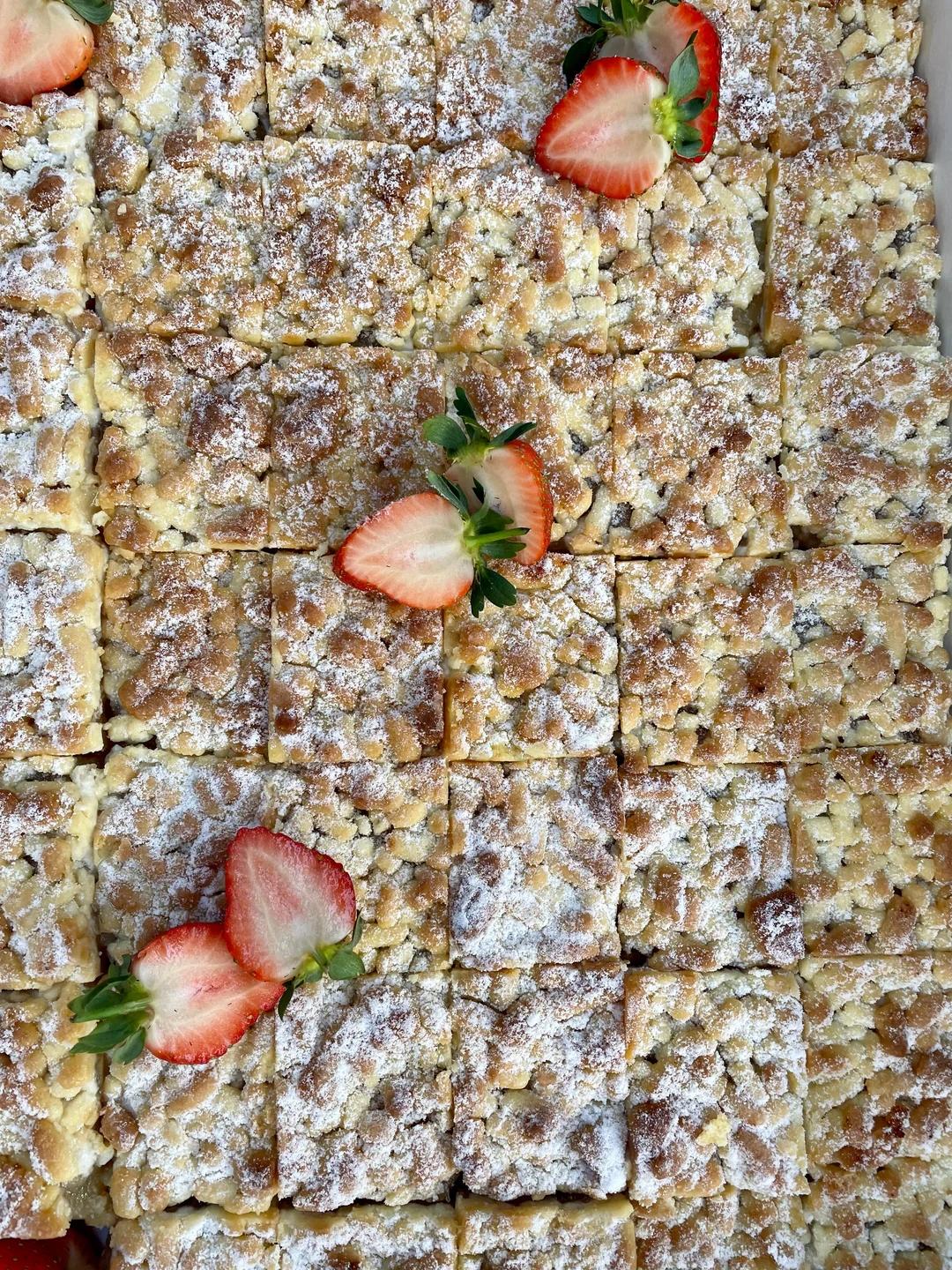 Apple Crumble Slices