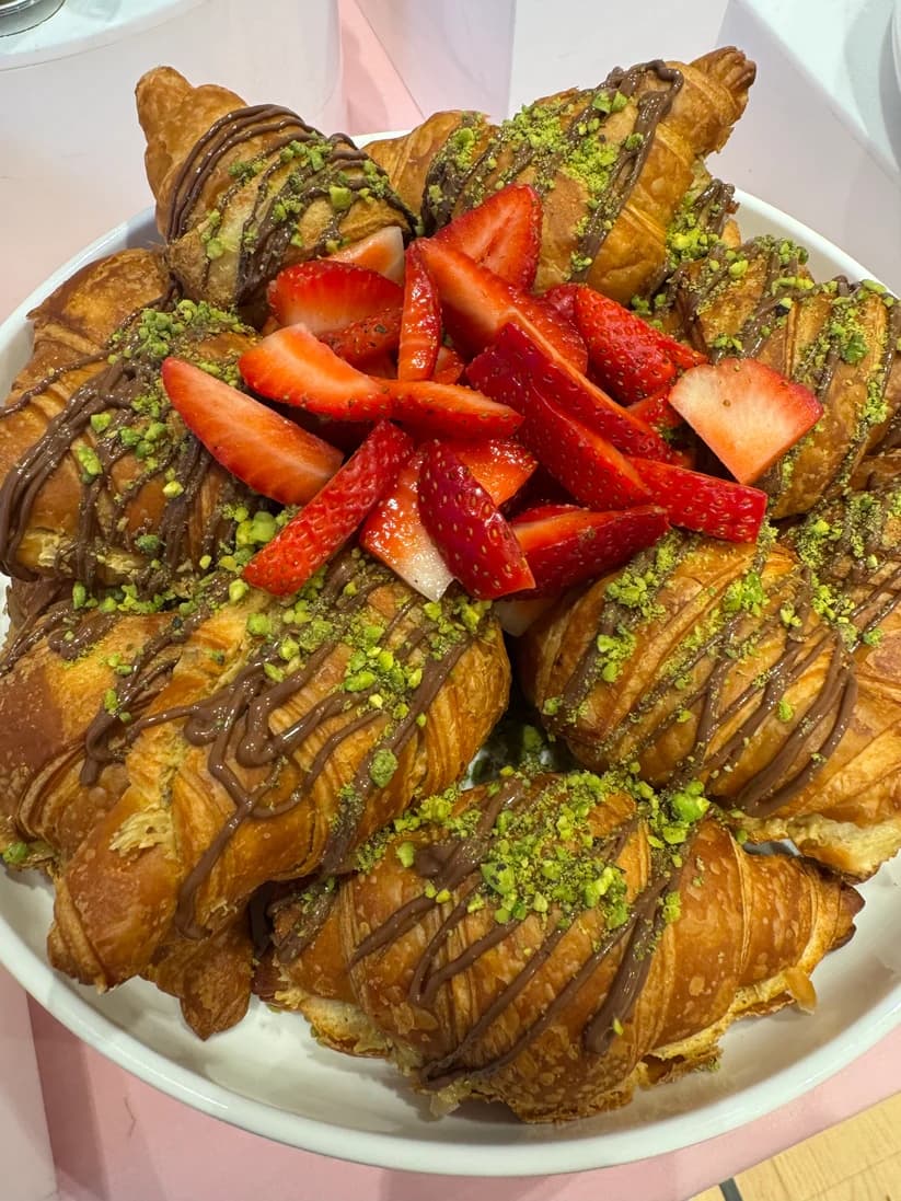 Cocktail Viral Dubai Croissant
