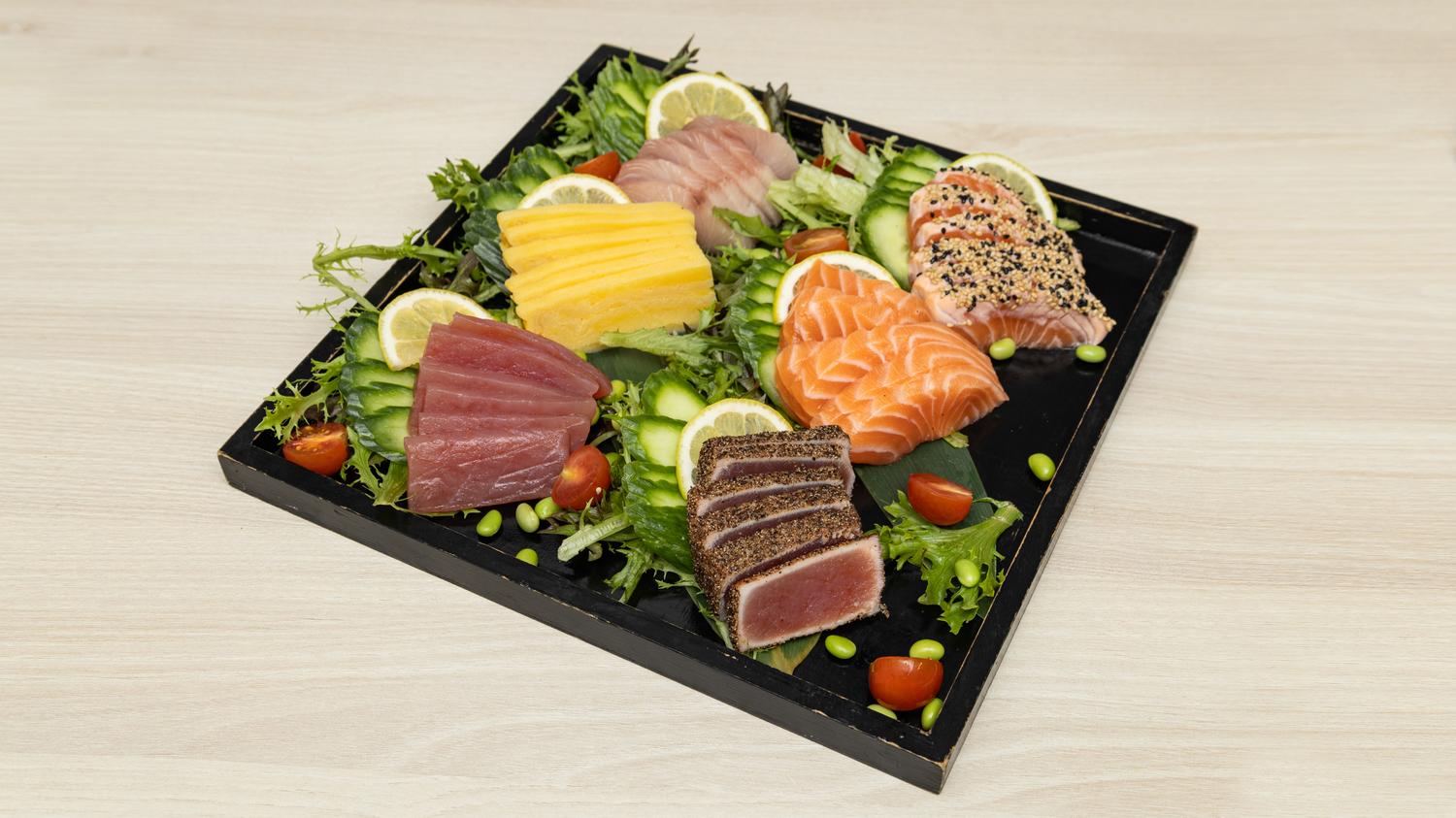 Ikkan sashimi platter
