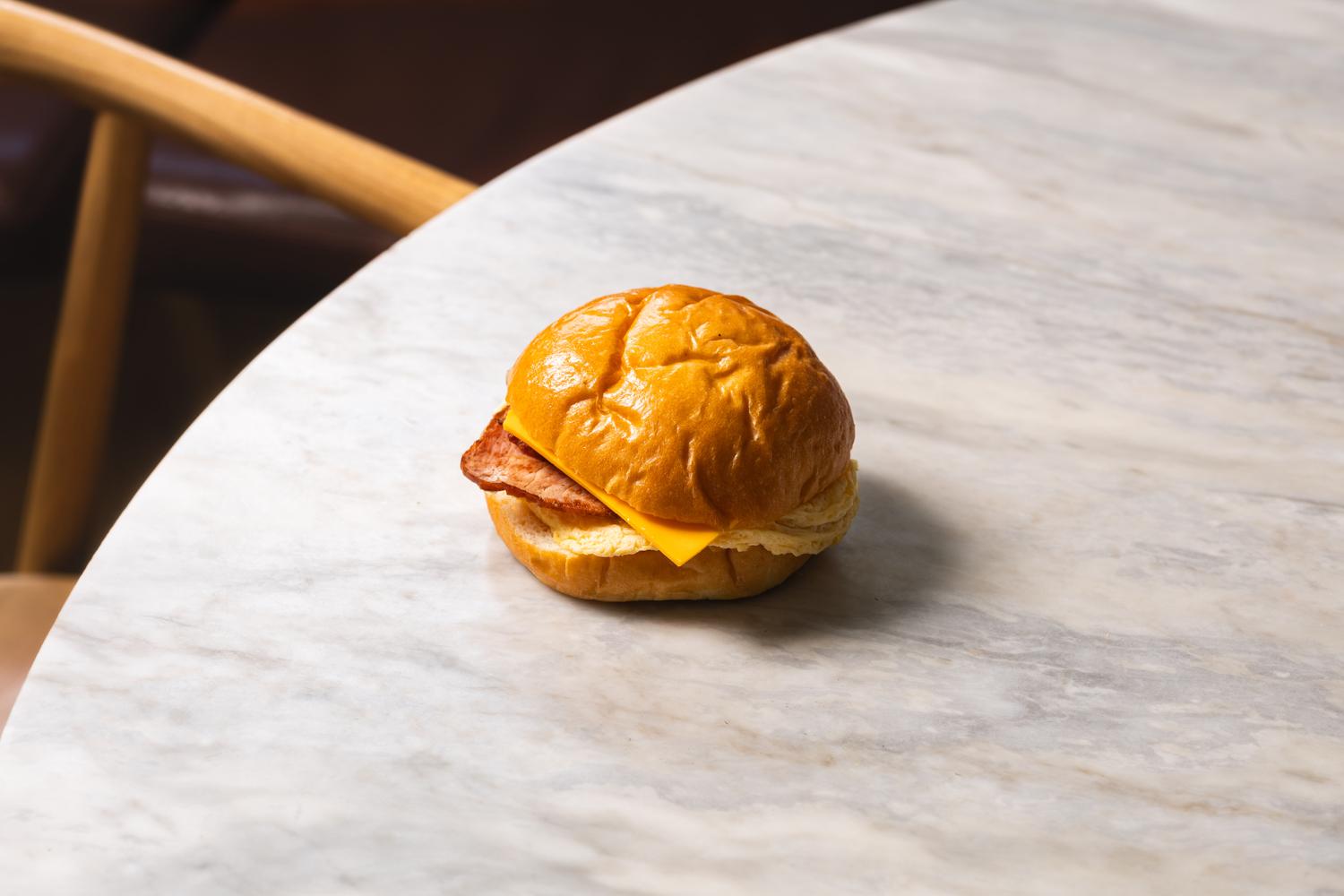 Bacon & Egg Roll