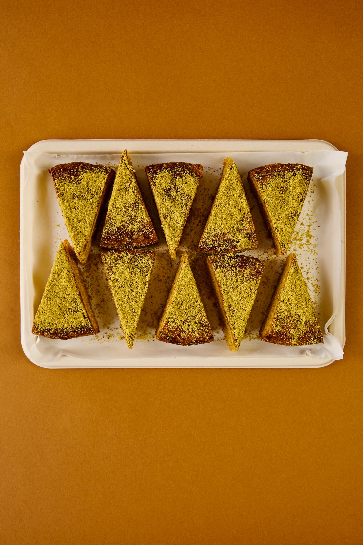 Pistachio and almond cake platter