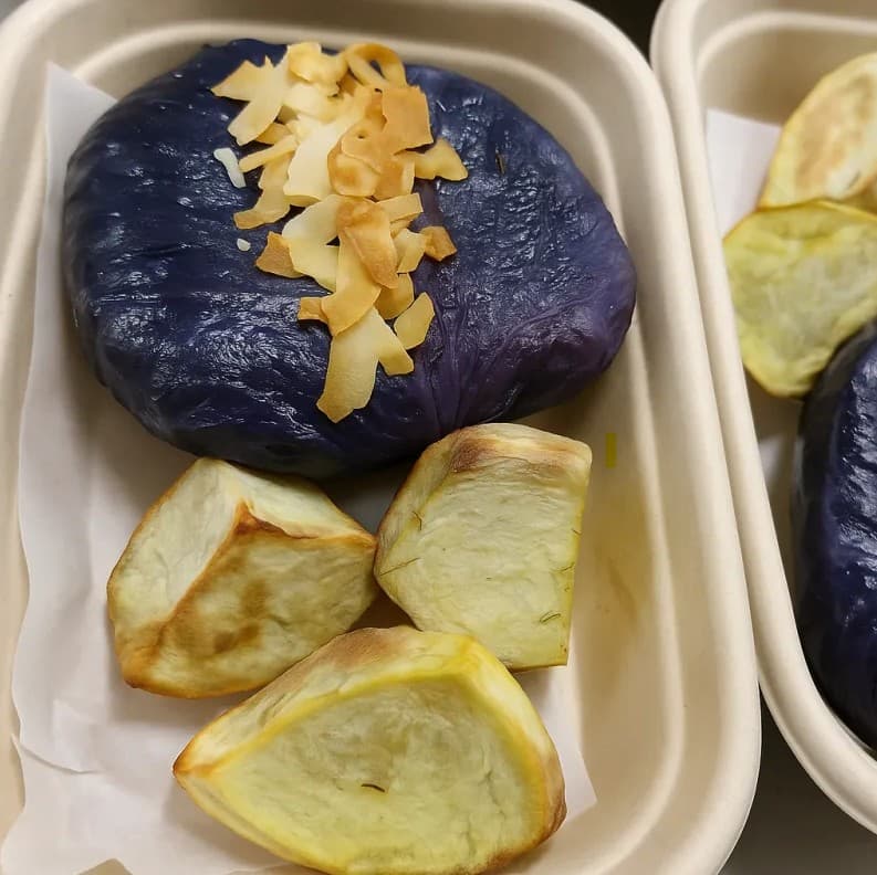 Red Cabbage 'Lu Moa' Chicken with Rosemary Kumara