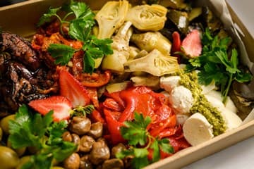 Vegetarian Antipasto Platter (Small)