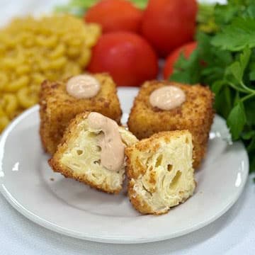 Mac n Cheese Croquette