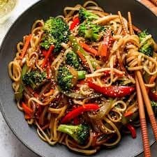 Vegetarian Lo Mein