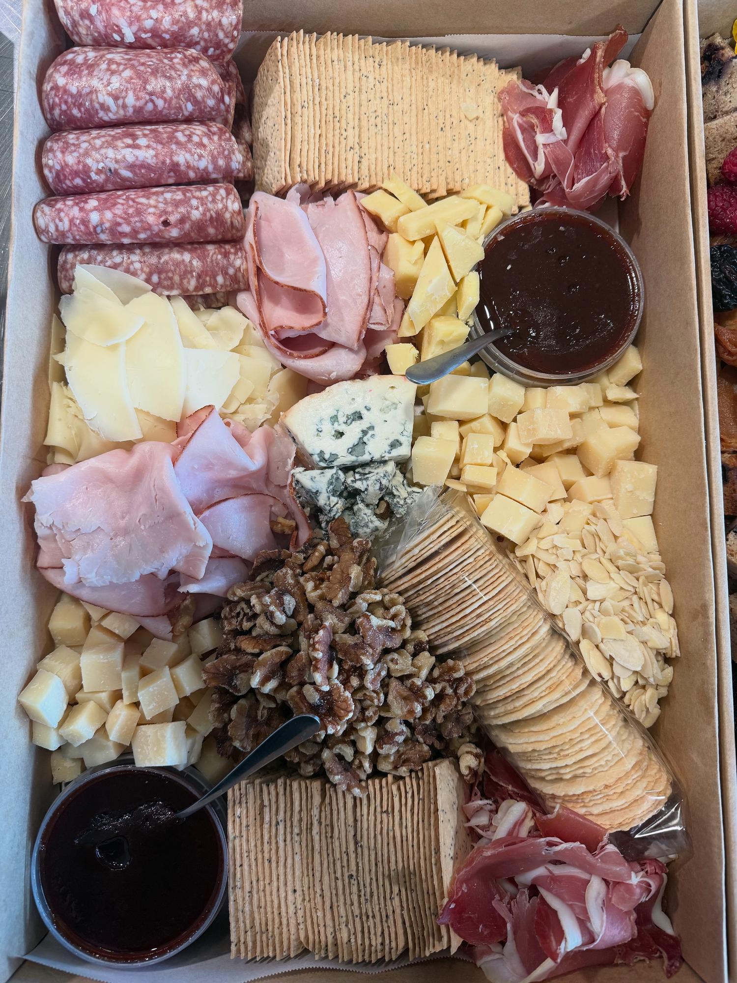 Artisan Cheese & Charcuterie Board (Large)
