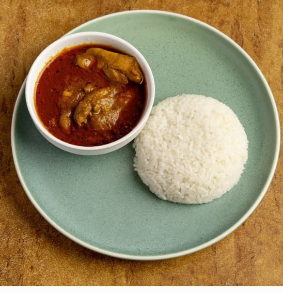 Classic Curry Chicken and Rice