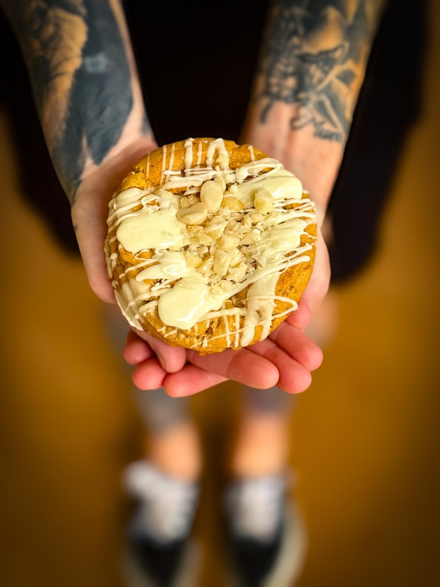 White Choc Macadamia Cookie