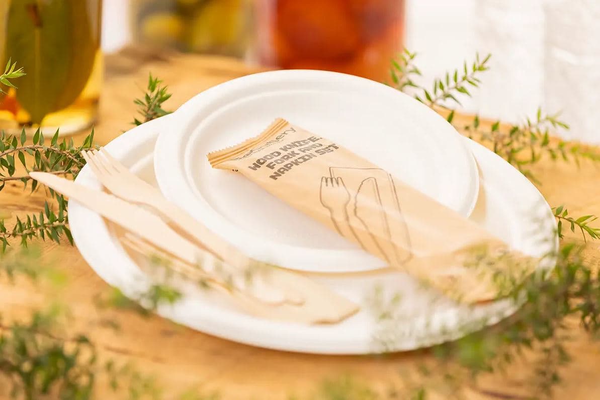 Plate & Cutlery Pack