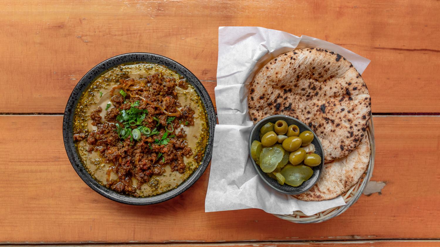 Kebabella Hummus