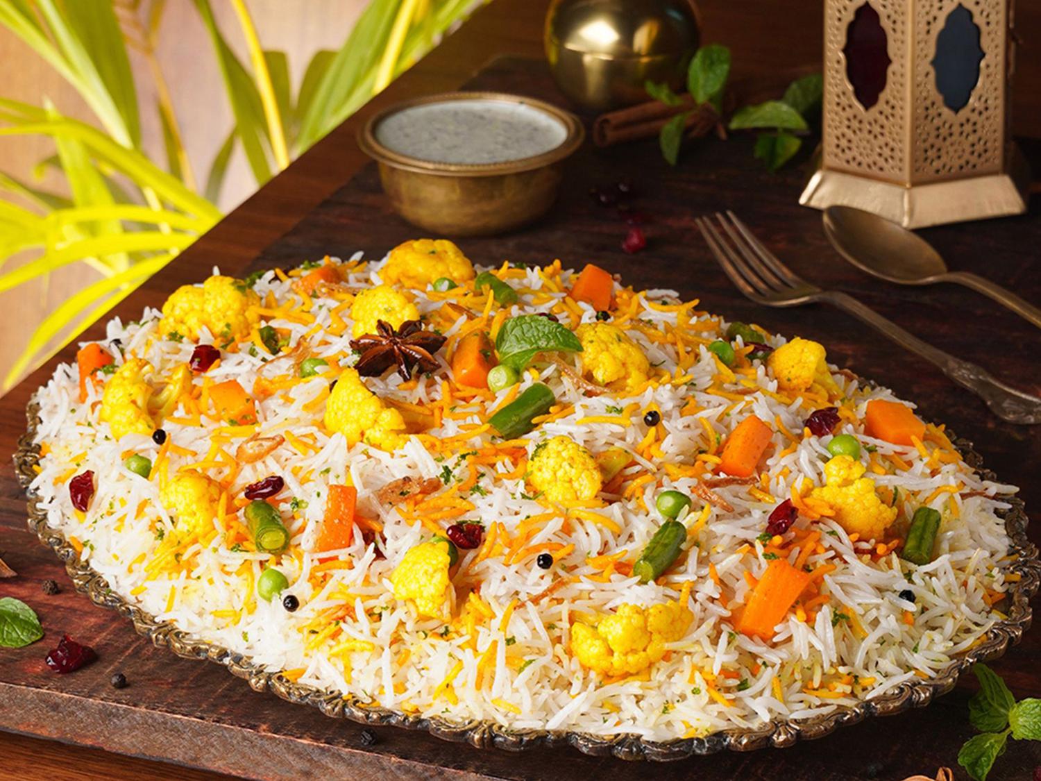 Subz-e-Biryani (Vegetable Serves 4-5)