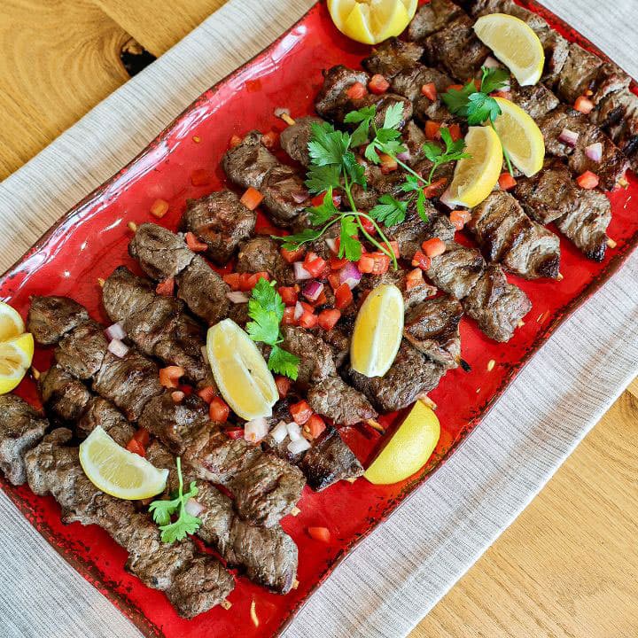 Steak Souvlaki Tray (12 Skewers)