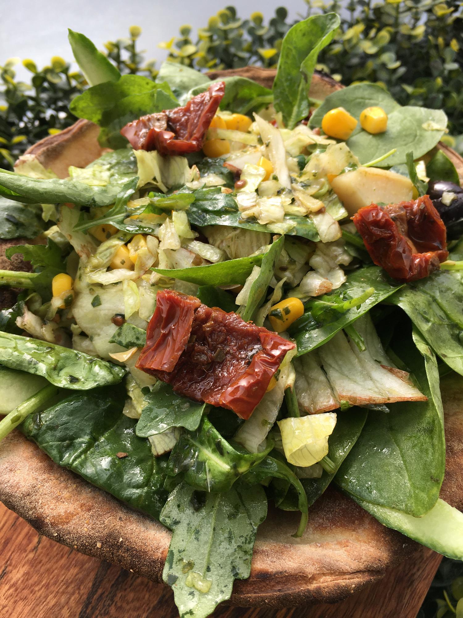 Mediterranea Salad ( Vegan ) 