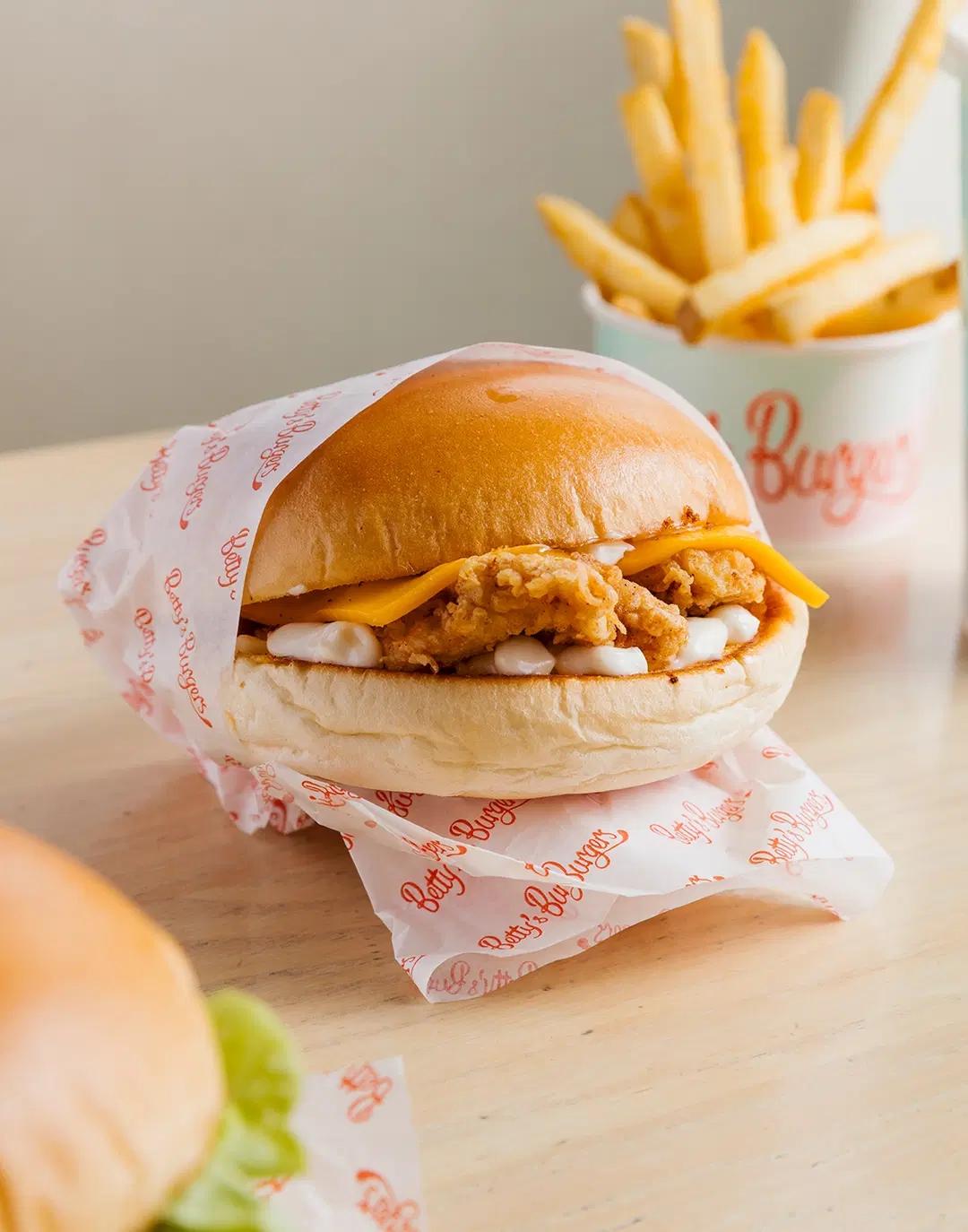 Crispy Chicken Strips Burger