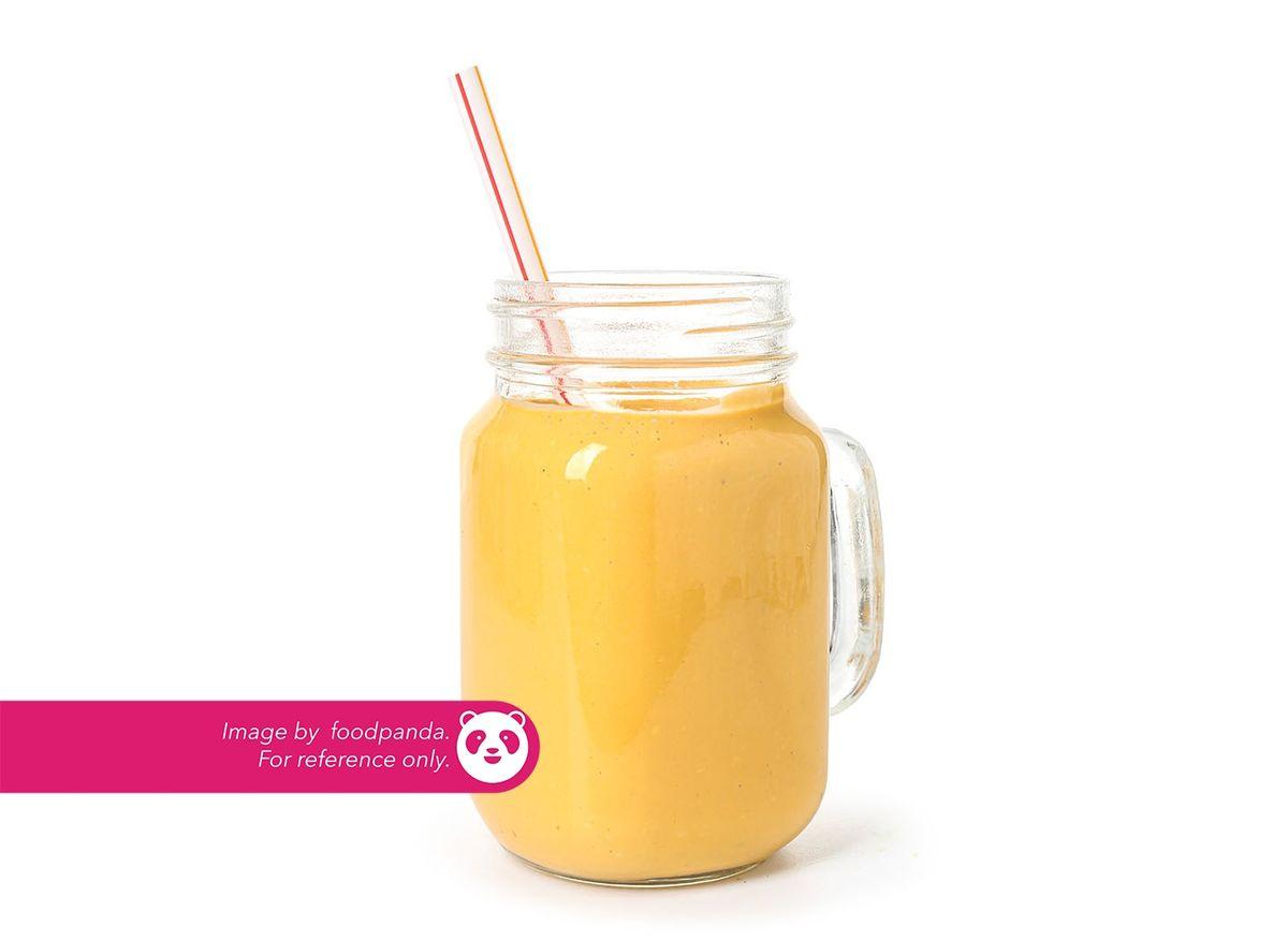 Mango Banana Yogurt Smoothie