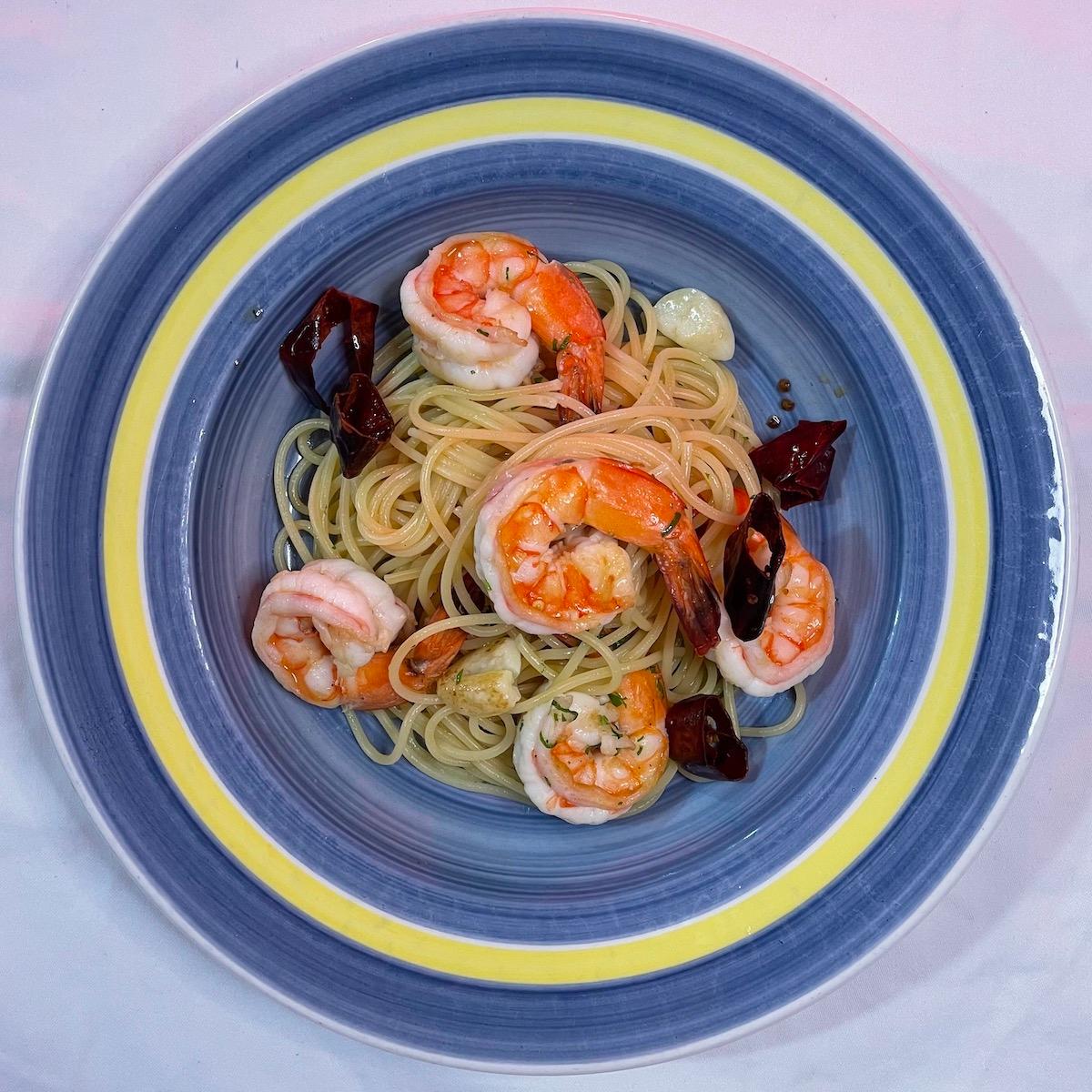 Spaghetti with Prawns Garlic Chilli
