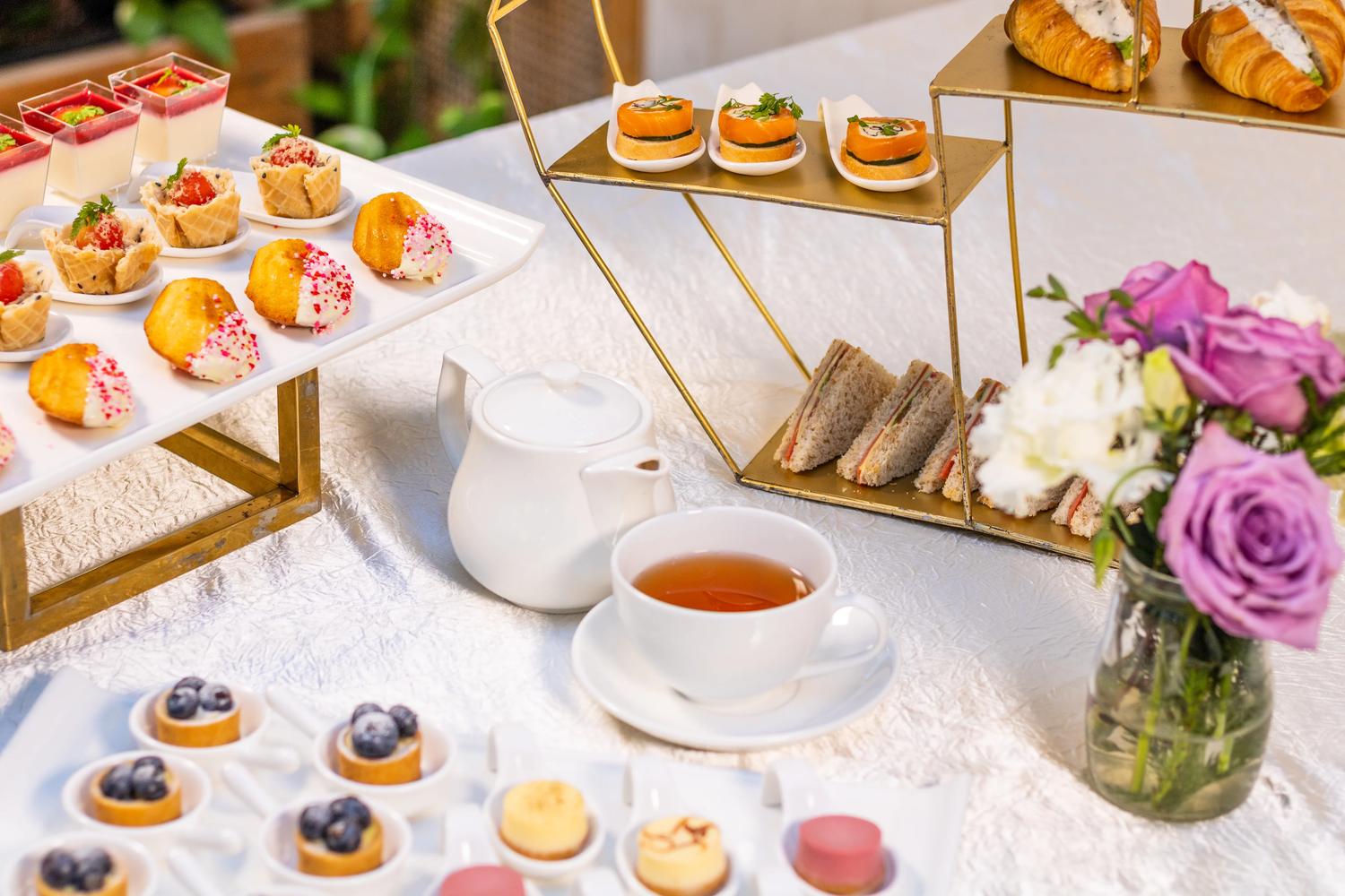 Tea Break Menu - 5 + 1 Beverage